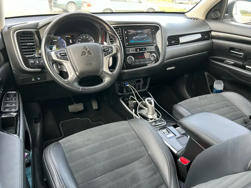 Mitsubishi Outlander, 2019