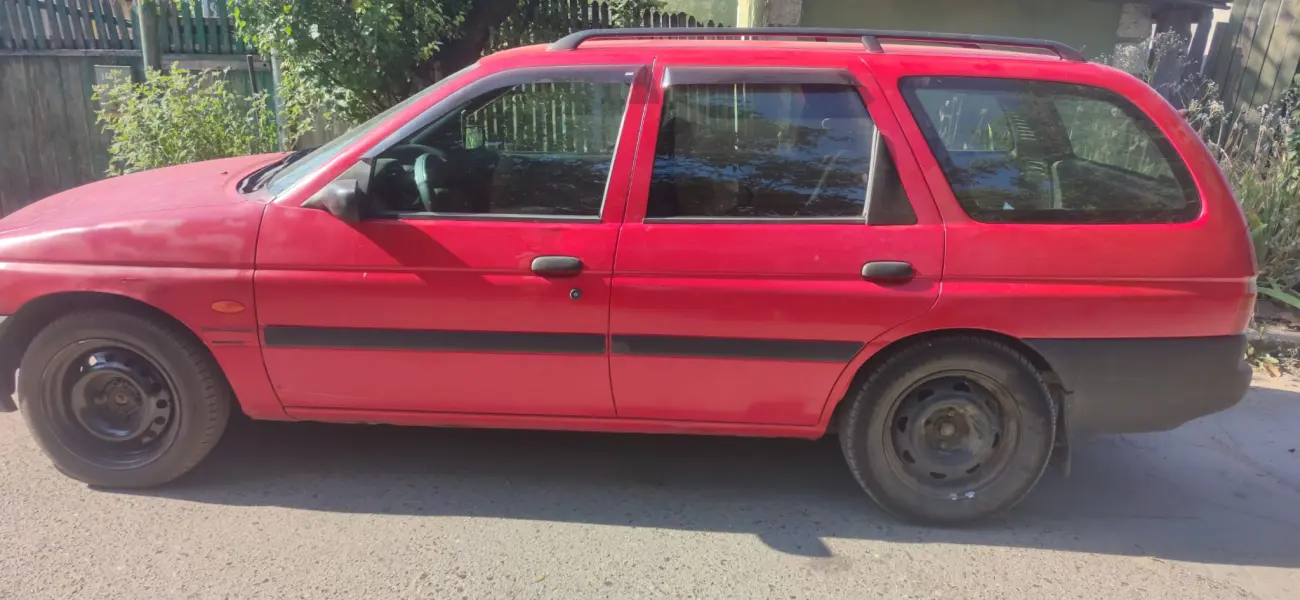Ford Escort, 1995