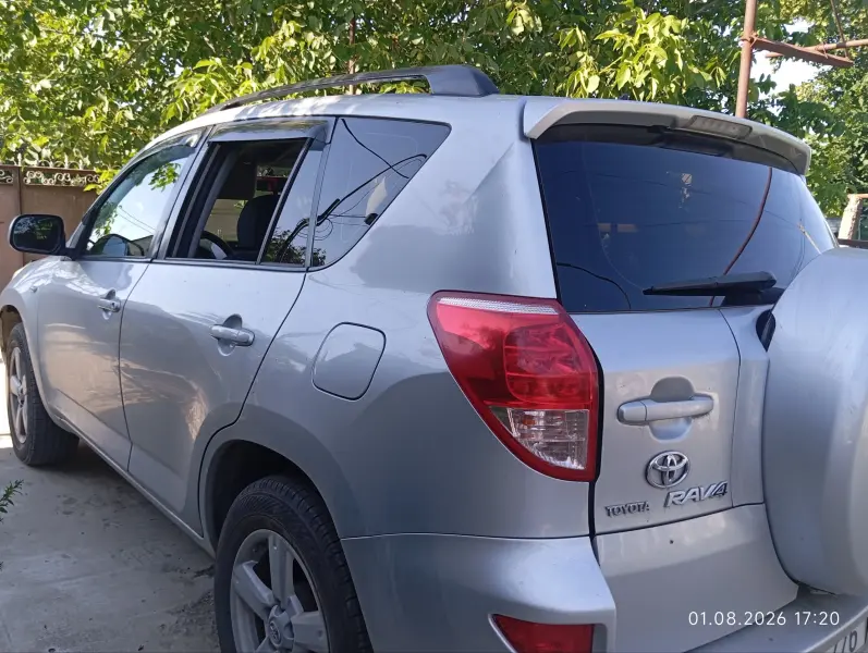 Toyota RAV4, 2007