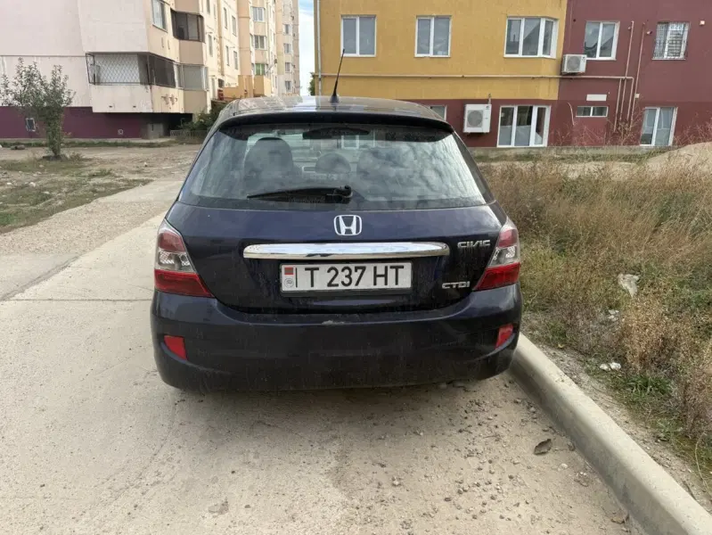 Honda Civic, 2005