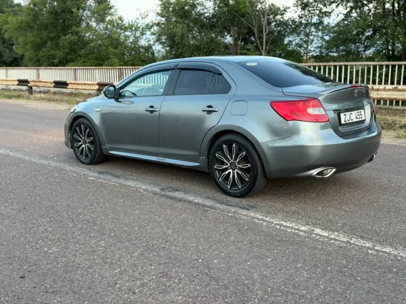 Toyota Camry, 2011