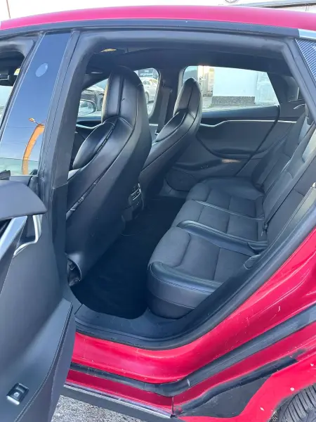 TESLA S, 2017