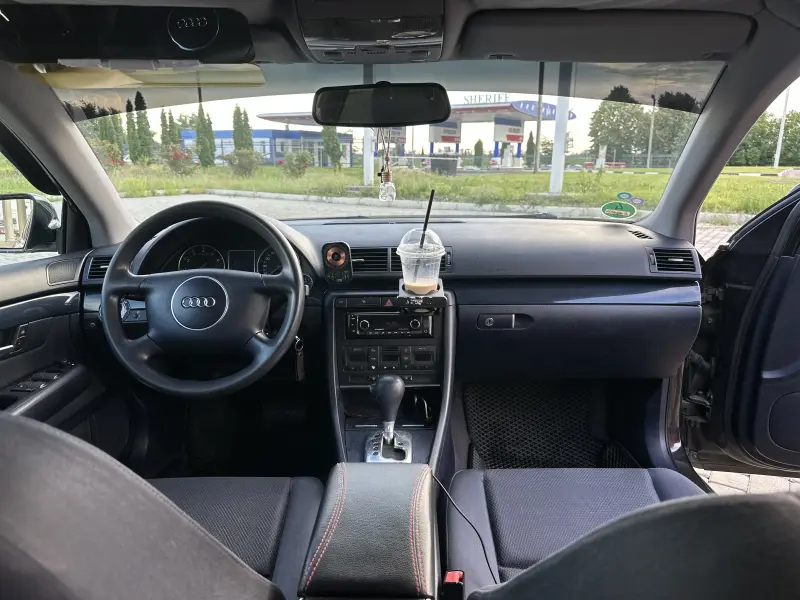 Audi A4, 2002