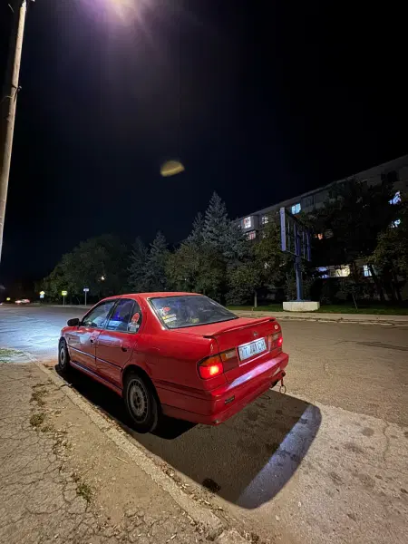 Nissan Primera, 1994