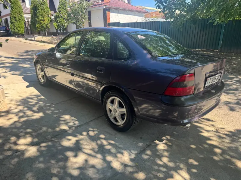 Opel Vectra, 1999