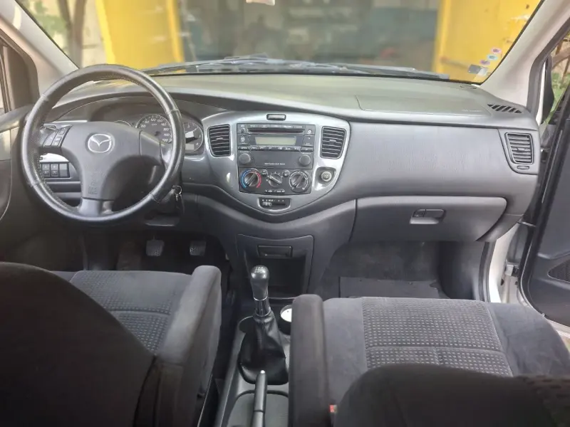 Mazda MPV, 2005