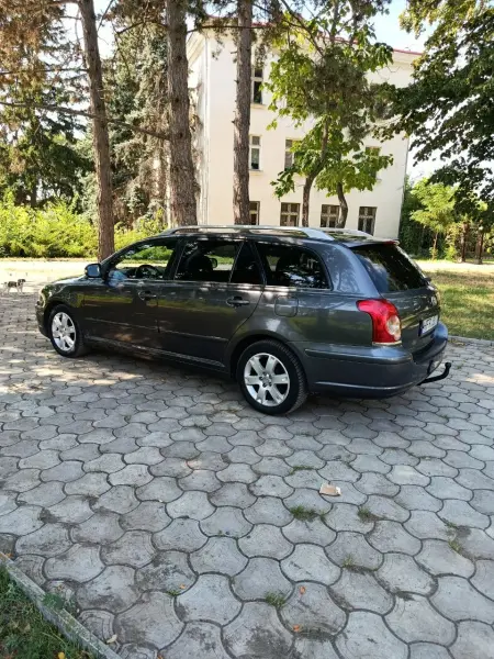 Toyota Avensis, 2008