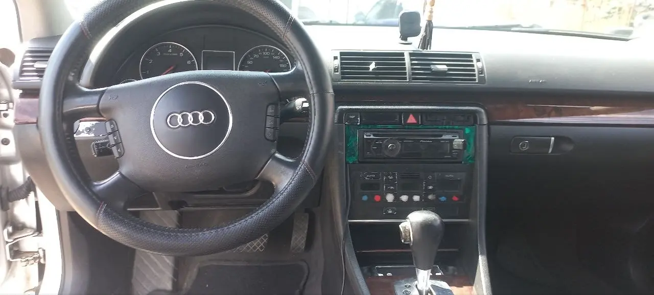 Audi A4, 2003