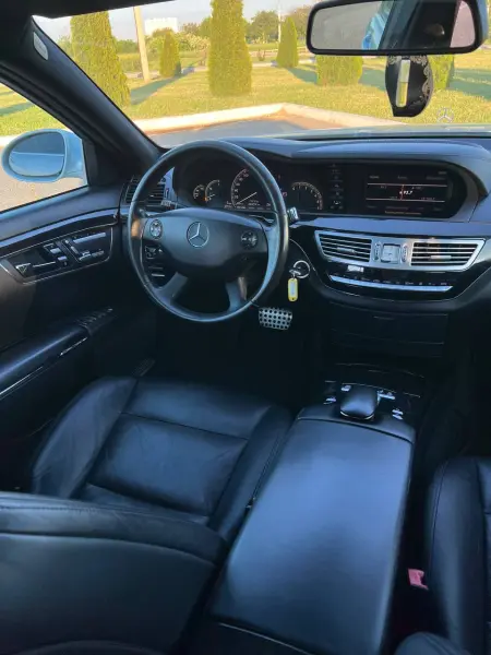 Mercedes-Benz S-Class, 2007