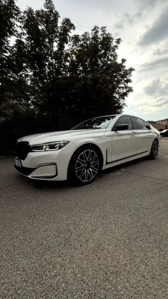 BMW 7 Series, 2021