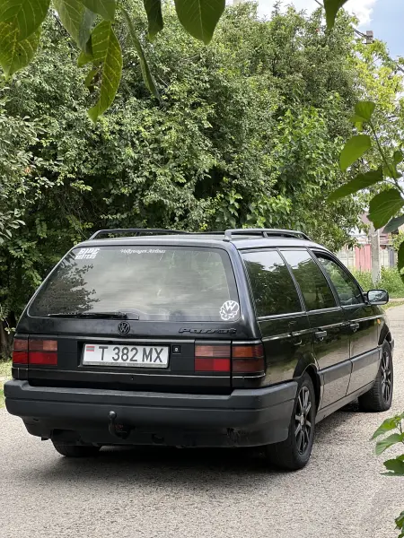 Volkswagen Passat, 1993