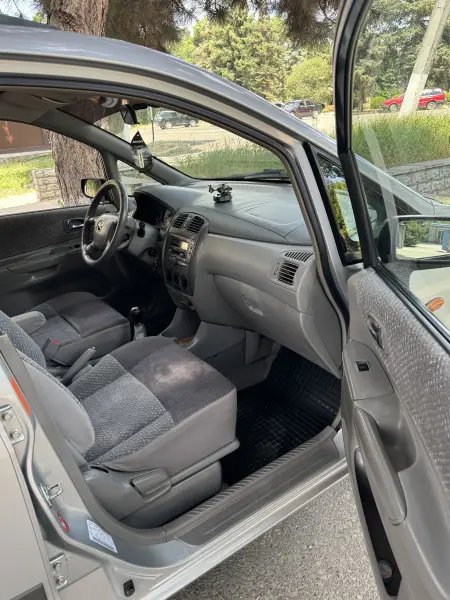 Mazda Premacy, 1999