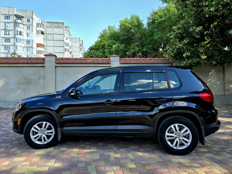 Volkswagen Tiguan, 2012