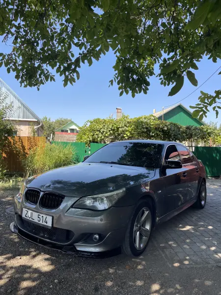 BMW 5 Series, 2004