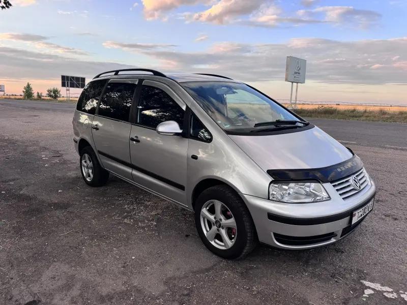 Volkswagen Sharan, 2004