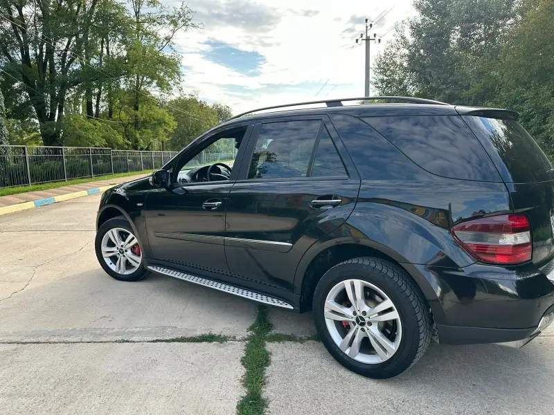 Mercedes-Benz ML-Class, 2009