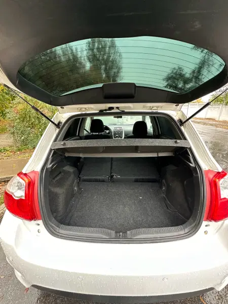 Toyota Auris, 2012