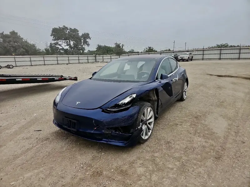 TESLA 3, 2019