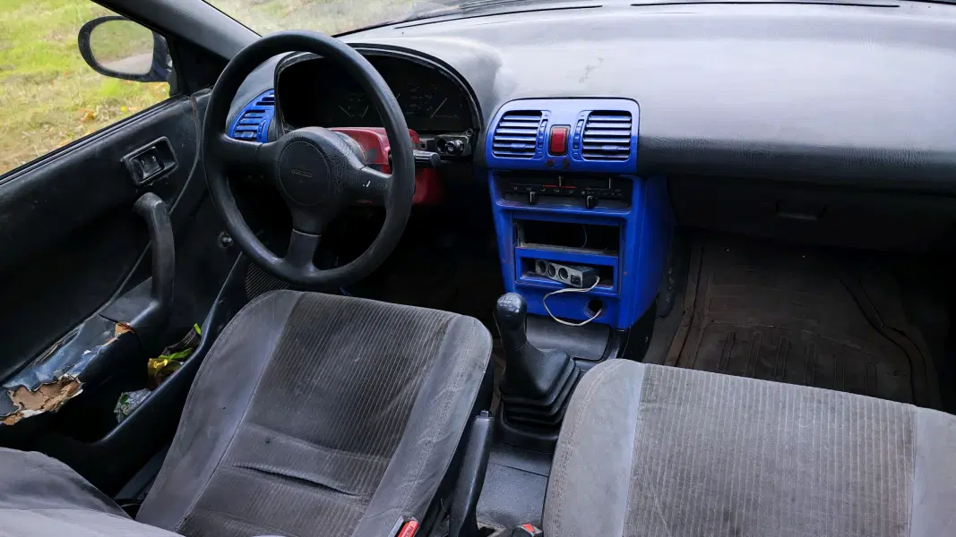 Mazda 323, 1991