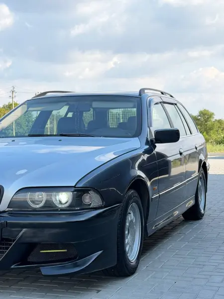 BMW 5 Series, 1999