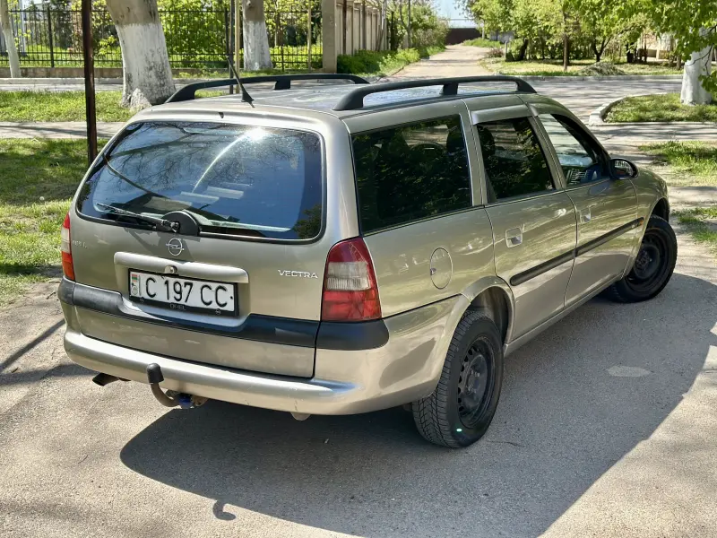 Opel Vectra, 1997