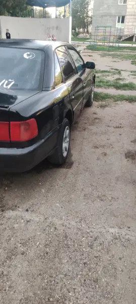 Audi 100, 1992