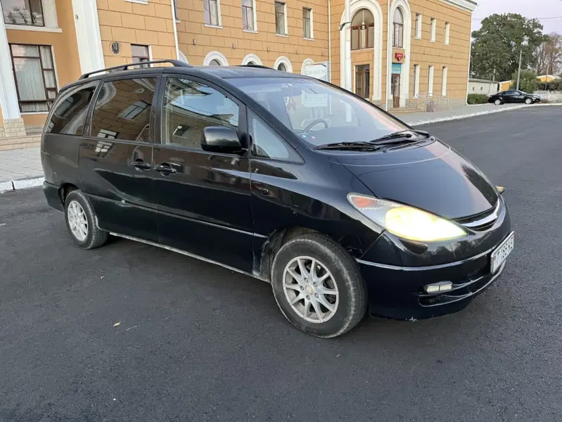 Toyota Previa, 2002