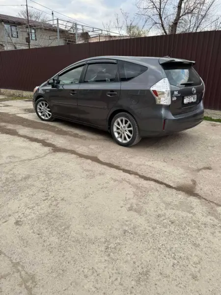 Toyota Prius, 2013