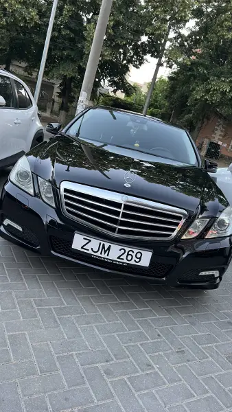 Mercedes-Benz E-Class, 2009
