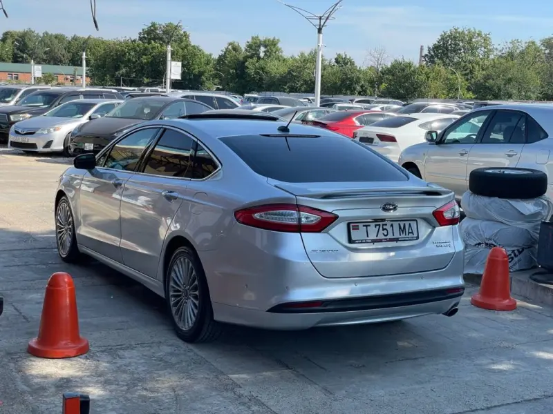 Ford Fusion, 2014