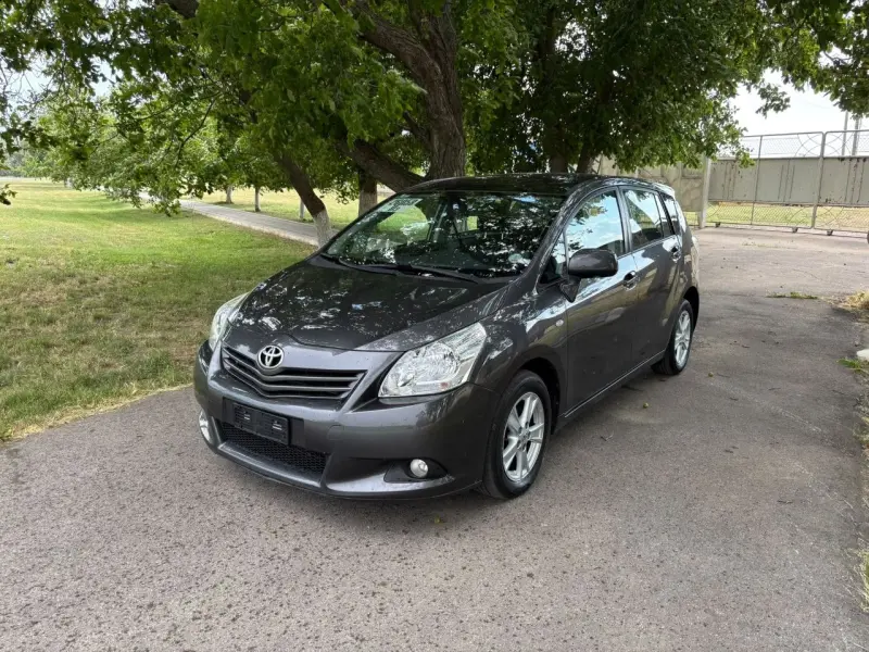Toyota Verso, 2010