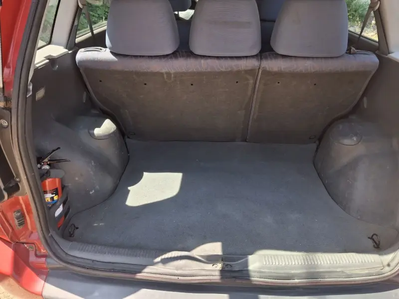 Mitsubishi Space Star, 2000