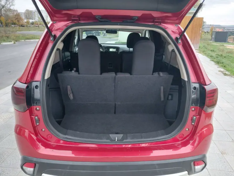 Mitsubishi Outlander, 2016