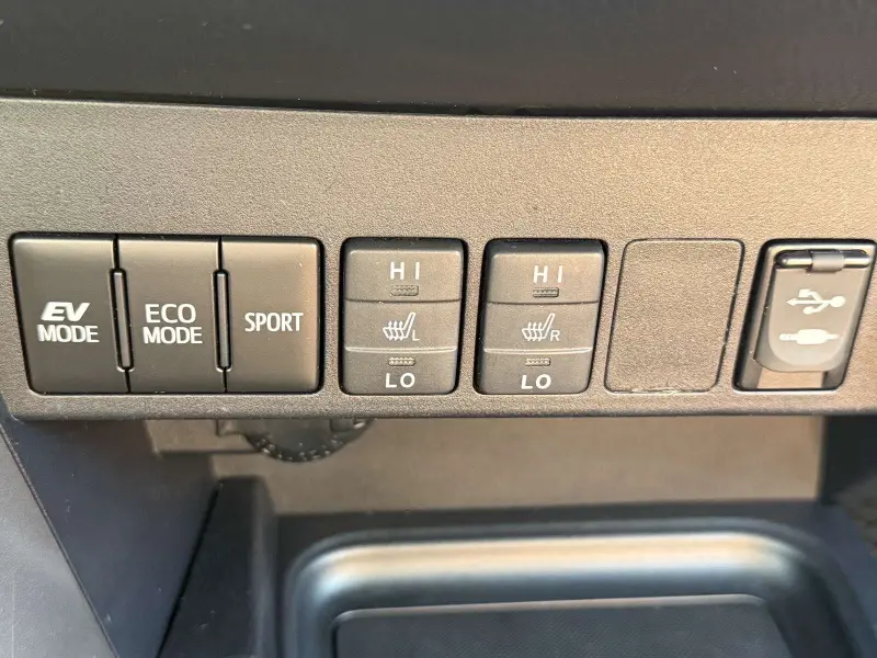 Toyota RAV4, 2016