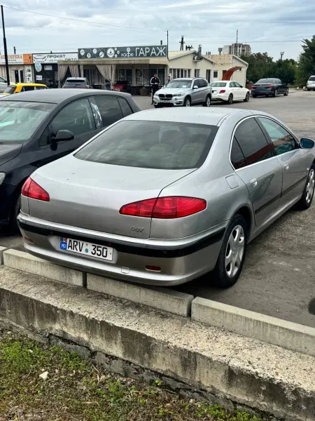Peugeot 607, 2004
