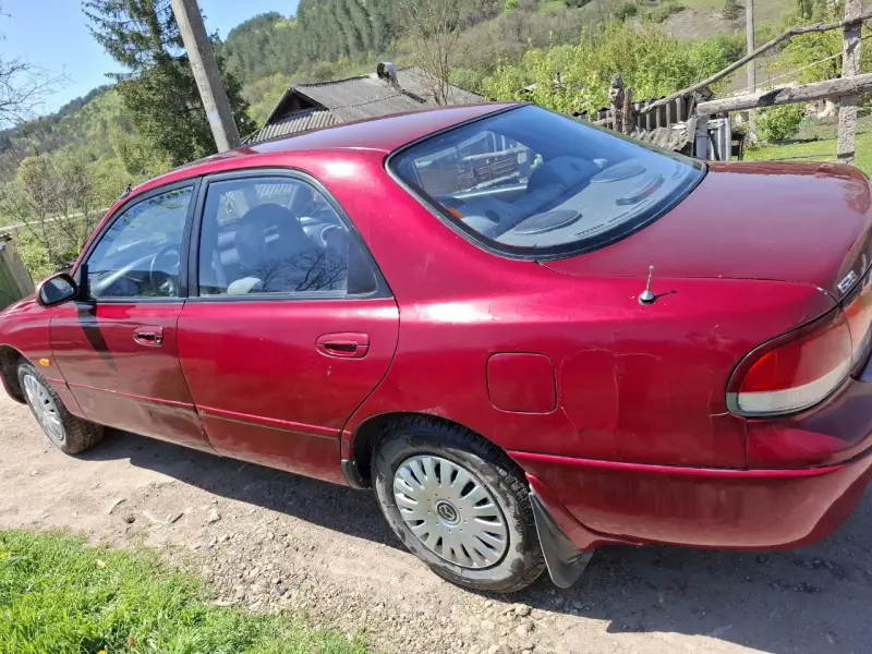 Mazda 626, 1992
