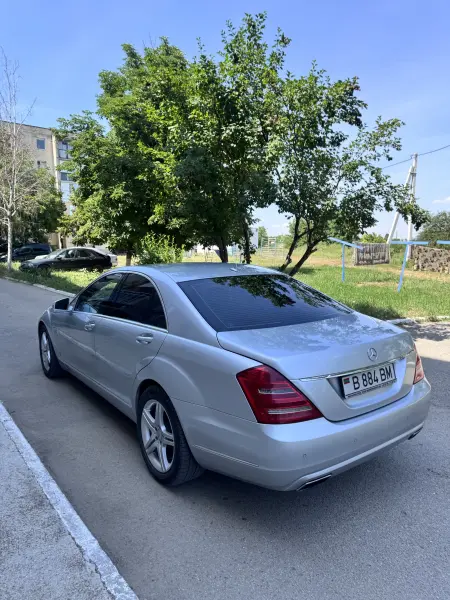 Mercedes-Benz S-Class, 2009