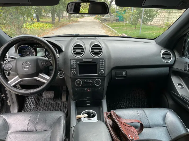 Mercedes-Benz ML-Class, 2009