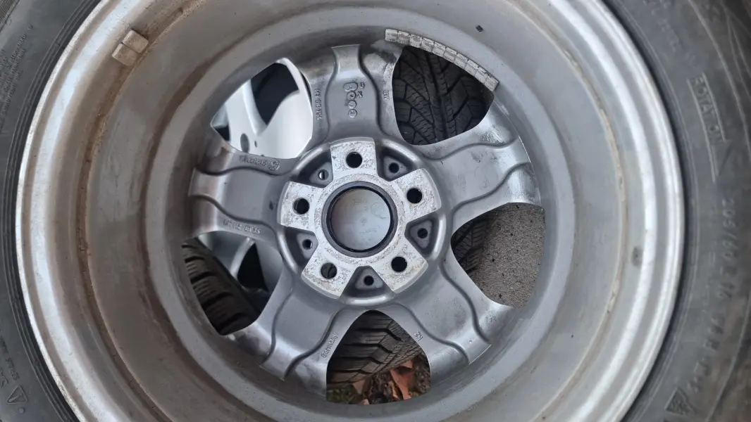 ком-кт  легкосплавы и шины в отличном состоянии диски R16/ 5*112/J7,5 ET35