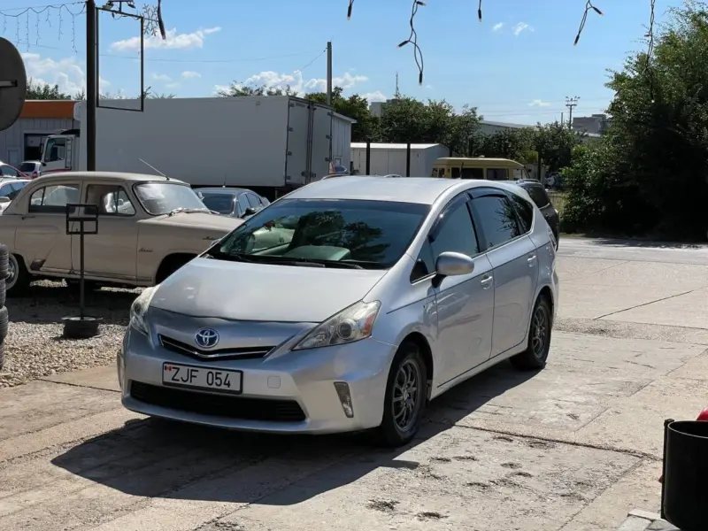 Toyota Prius, 2013