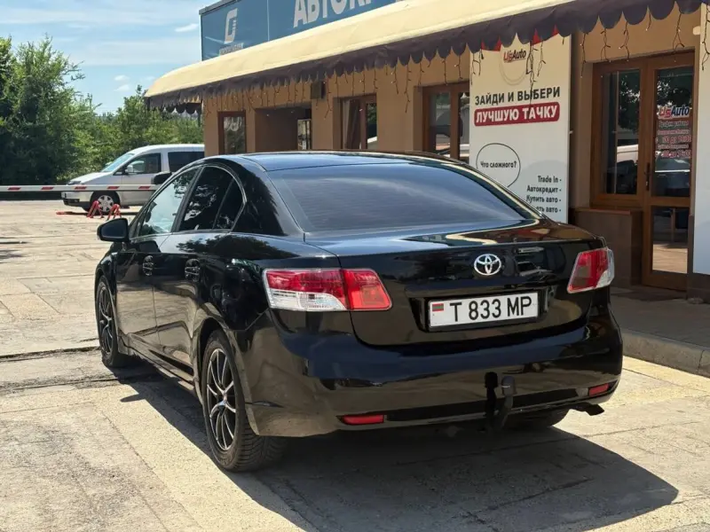 Toyota Avensis, 2011