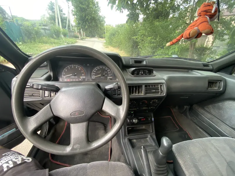 Mitsubishi Galant, 1989