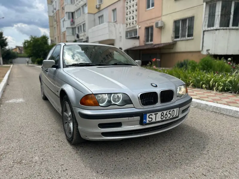 BMW 3 Series, 2000