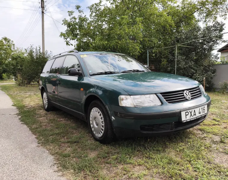 Volkswagen Passat, 2000