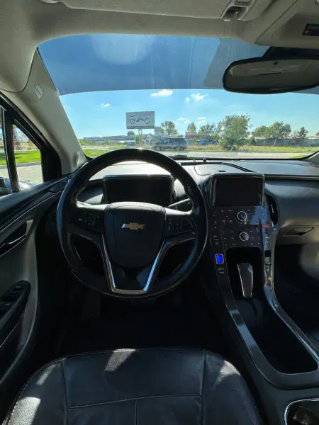 Chevrolet Volt, 2011
