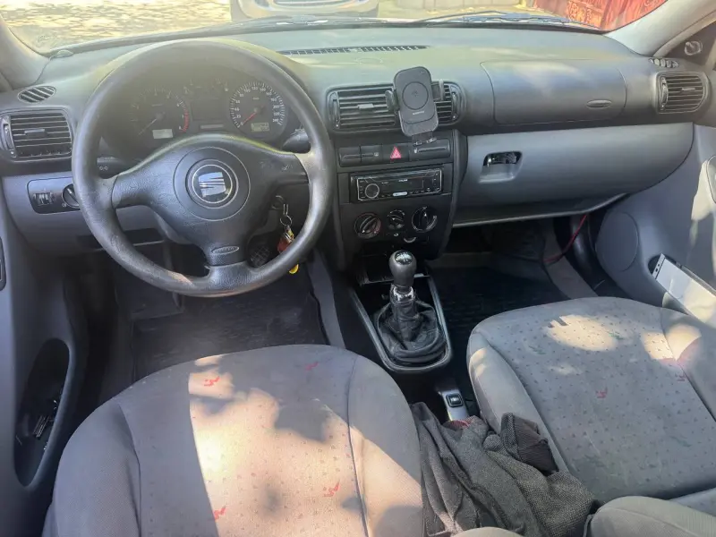 Volkswagen Golf, 2002