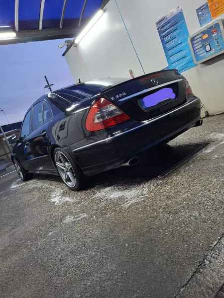 Mercedes-Benz E-Class, 2008