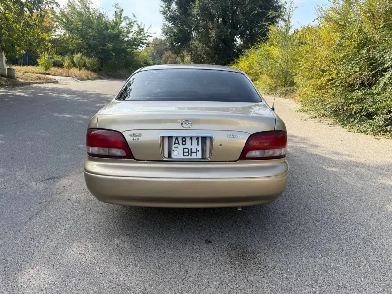Mazda 626, 1998