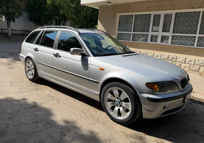 BMW 3 Series, 2004