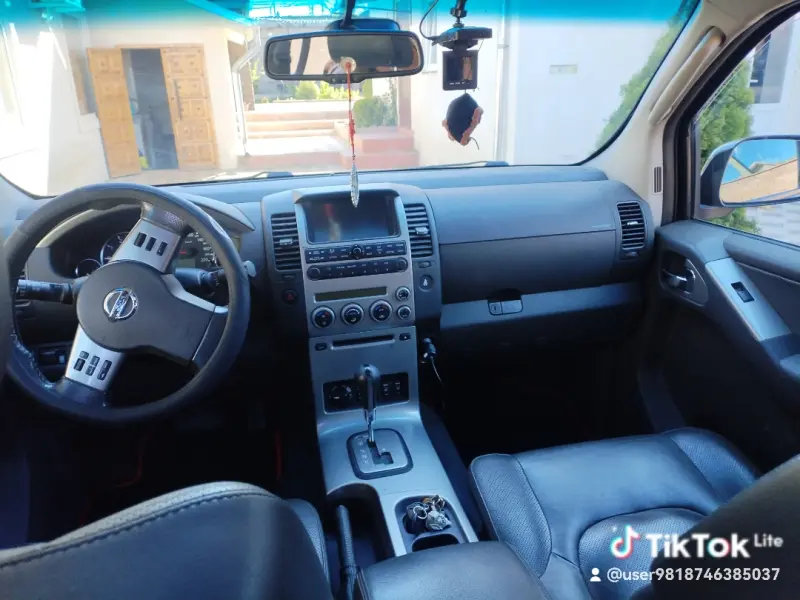 Nissan Pathfinder, 2006